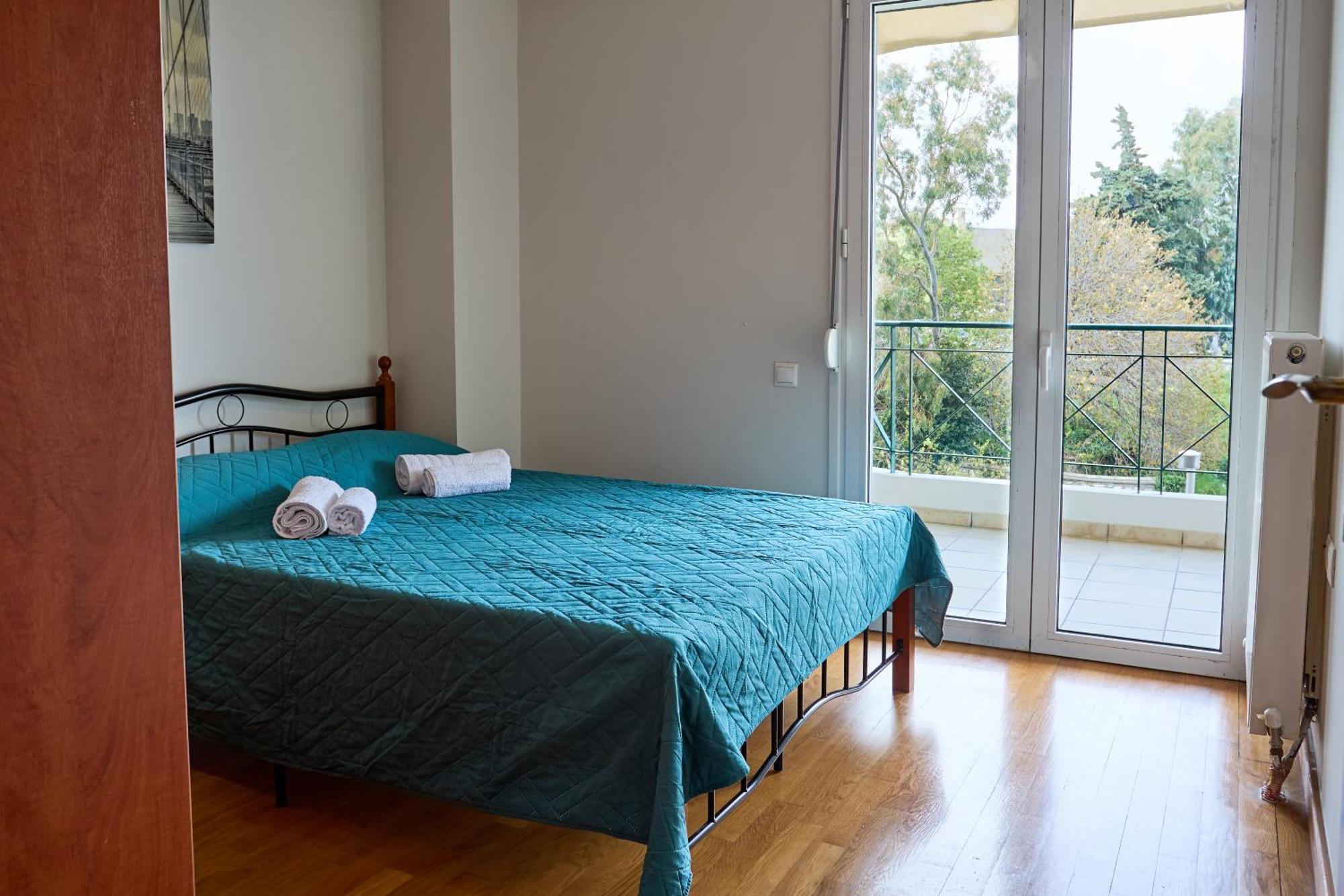 Chios Town Apartment - Heart Of Chios Town With 2 Minute Walk To The Beach ภายนอก รูปภาพ